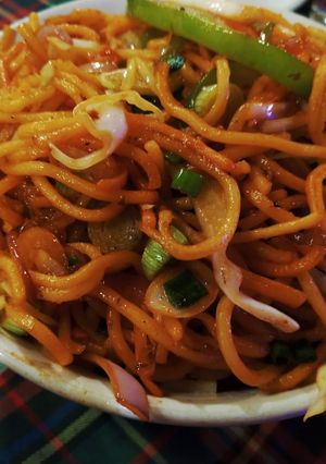 A picture of Chili hakka noodles.