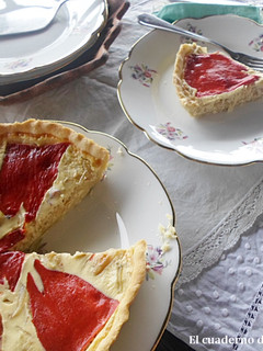 Una foto de Quiche de Cebolla & Piquillos