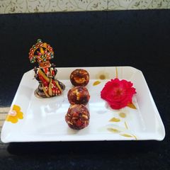 A picture of Anjeer Khajur Dry Fruits Ladoo.