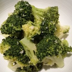 A picture of Buttered Broccoli.