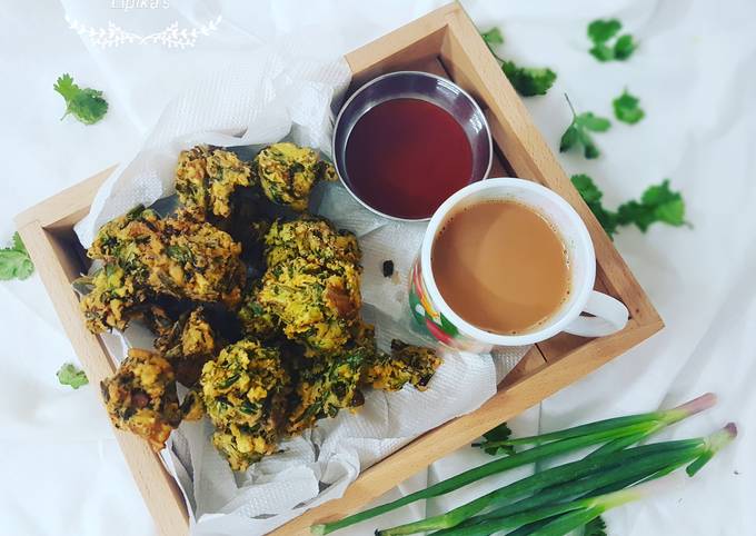 Recipe of Homemade Spring onion pakoras