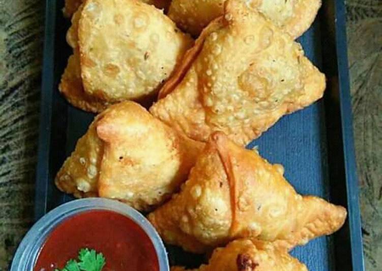 Step-by-Step Guide to Make Quick Homemade Aloo samosa #cookpadramadan #iftar