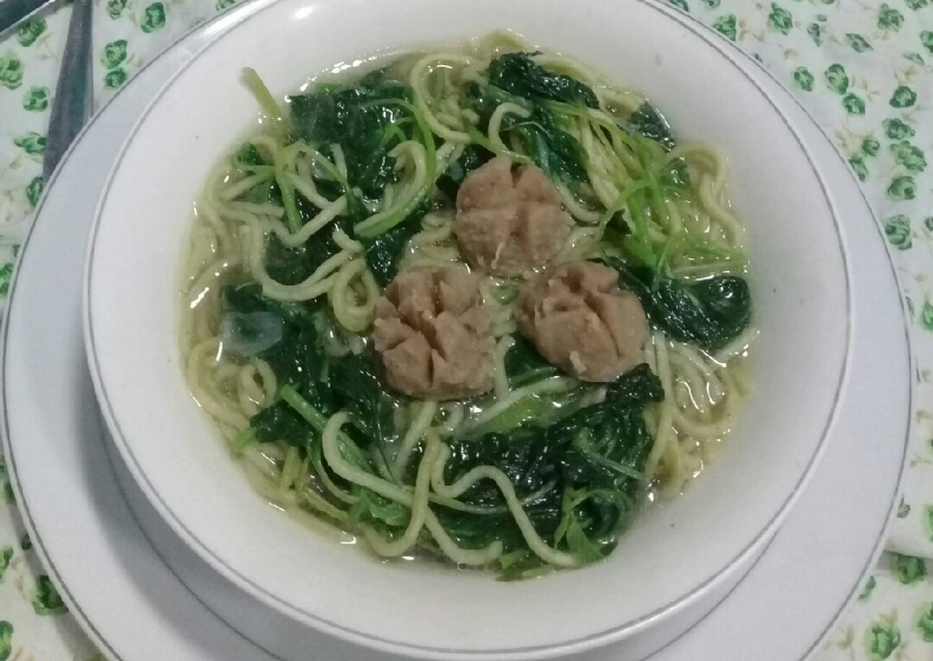 Resep Mie kuah bayam, Lezat