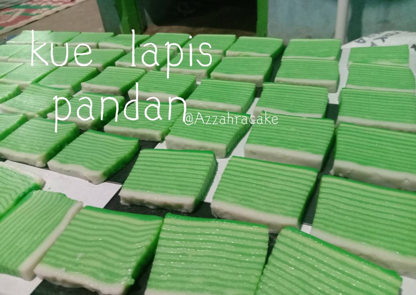 Kue lapis pandan