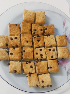 சாக்லேட் ஸ்கோன்ஸ் (Chocolate Scones recipe in tamil) செய்முறை முக்கிய புகைப்படம்