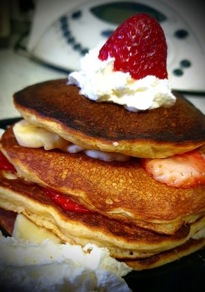 Foto principal de Tortitas con fruta y nata