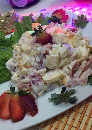A picture of Cream Fruits Chart #ramadankitayari.