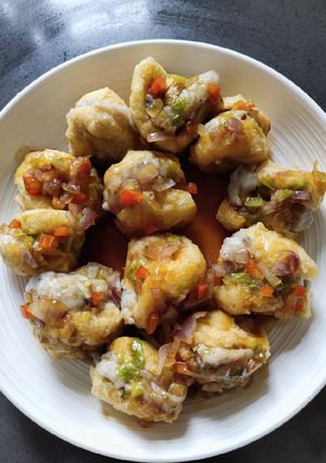 A picture of Stuffed Tofu Puffs.