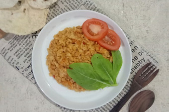 Bagaimana Menyiapkan Nasi Goreng Ayam Anti Gagal