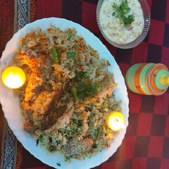 A picture of Chicken polaw.