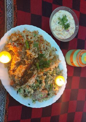 A picture of Chicken polaw.