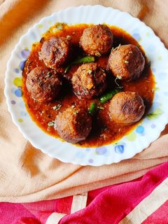 কাঁচকলা কোপ্তাকারি(kachkalar kopta curry recipe in bengali) রেসিপির প্রধান ছবি