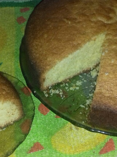 Una foto de Torta esponjosa de naranja🍊