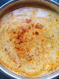 દહીં તિખારી (Dahi Tikhari Recipe In Gujarati) રેસીપી મુખ્ય ફોટો