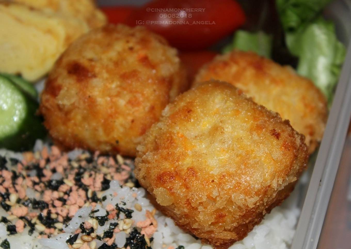 Chicken Nuggets with Carrot and Mozzarella