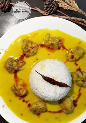 A picture of Punjabi kadhi.