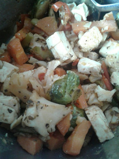 A picture of Mildly sweet n sour tofu salad.