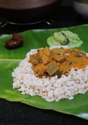 A picture of Banana Spinach sambhar.