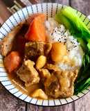 咖哩牛肉 / 家常飯菜