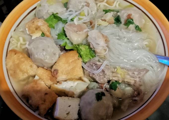 Resep Kuah Bakso Simple Oleh Anisakhomsatie Cookpad