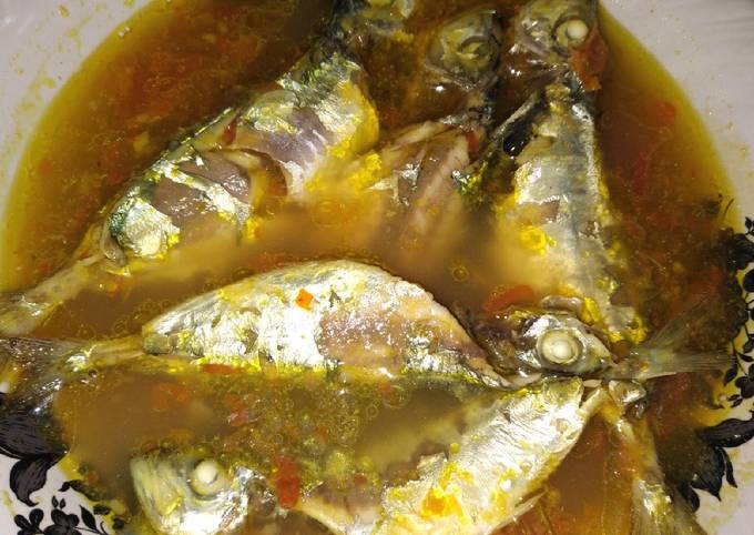 Resep Ikan Kembung Kuah Asam Ketembong Sedang Oleh Malti Cookpad