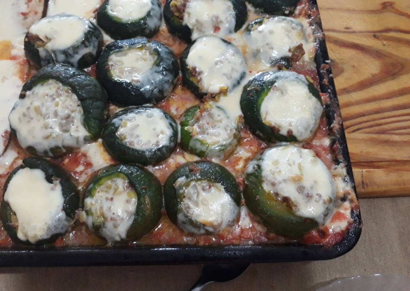 Zapallitos rellenos con carne molida y arroz