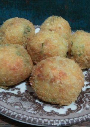 Foto resep BKWS(Bola-bola Kentang Wortel Sosis) 😊😍#BikinRamadhanBerkesan