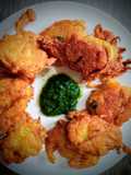 Moong dal pakode with dhaniya chutney