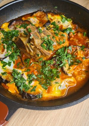 Une photo de Mderbel aubergine 🍆 sauce tomate