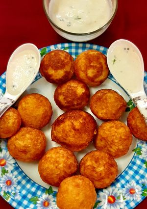সুজির ভেজ আপ্পাম (Sujir Veja Appam Recipe in Bengali) রেসিপির প্রধান ছবি