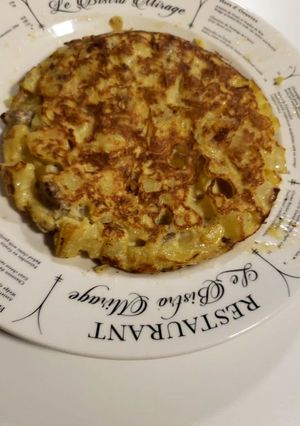 Una foto de Tortilla de papas con chorizo