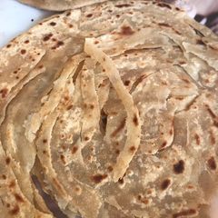 A picture of Lacha paratta.