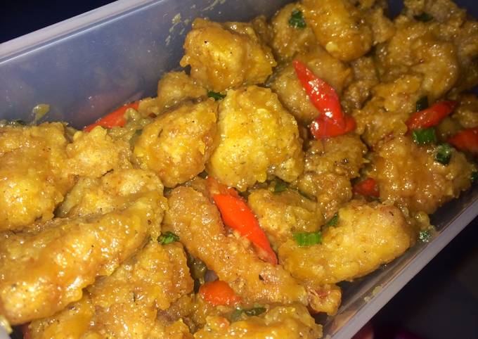 Chicken Salted Egg Simple (Ayam Saus Telur Asin Simpel)