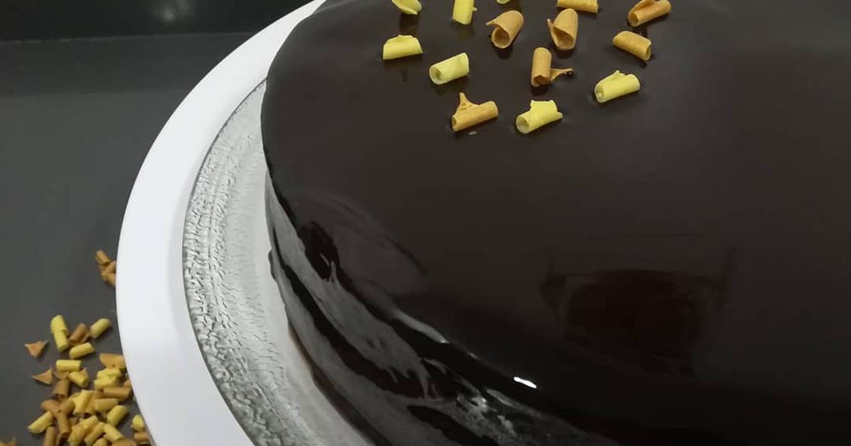 Tarta de chocolate con glaseado brillante Receta de Julia- Cookpad