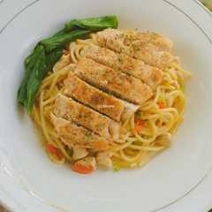 รูปของ Spaghetti Aglio Olio (Simple anak kos) instagram : @spicecraft02