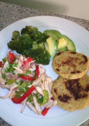 Una foto de Pechuga de pollo con pimientos