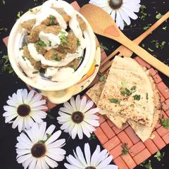 A picture of White karahi.