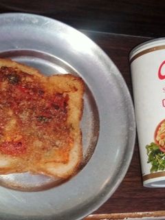 सूजी टोस्ट (Suji toast recipe in hindi) रेसिपी मुख्य फोटो