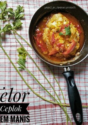 Foto resep Telor Ceplok Asem Manis Simple, Enak Juara🍳