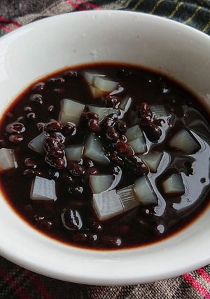 Hình của món Chè đậu đen.