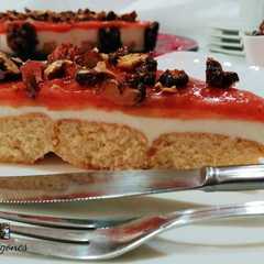 Una foto de Pastel de queso y membrillo con nueces caramelizadas