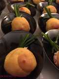 Choux di salmone, brandy e pepe rosa