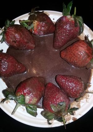 A picture of Strawberries with chocolate.
