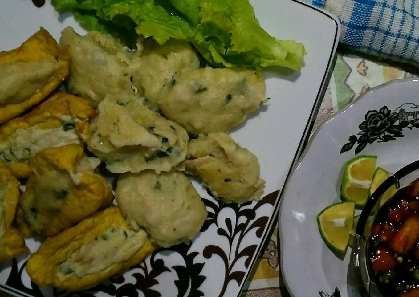 Somay Ayam dengan sambal kecap