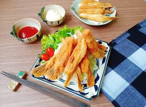 Hình của món Vây cá hồi chiên giòn.