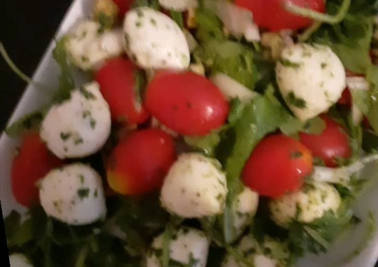 Tomaten Mozzarella Rucolasalat