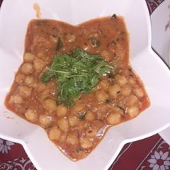 A picture of Chikar choley.