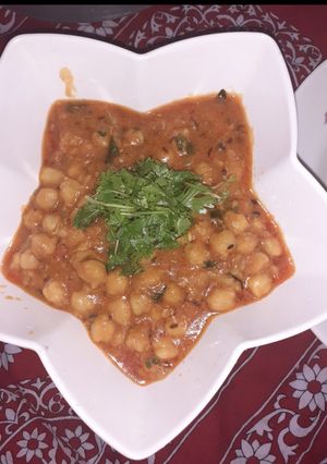 A picture of Chikar choley.