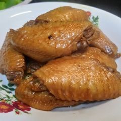 Chicken wing soy sauce A picture of Chicken wing soy sauce.