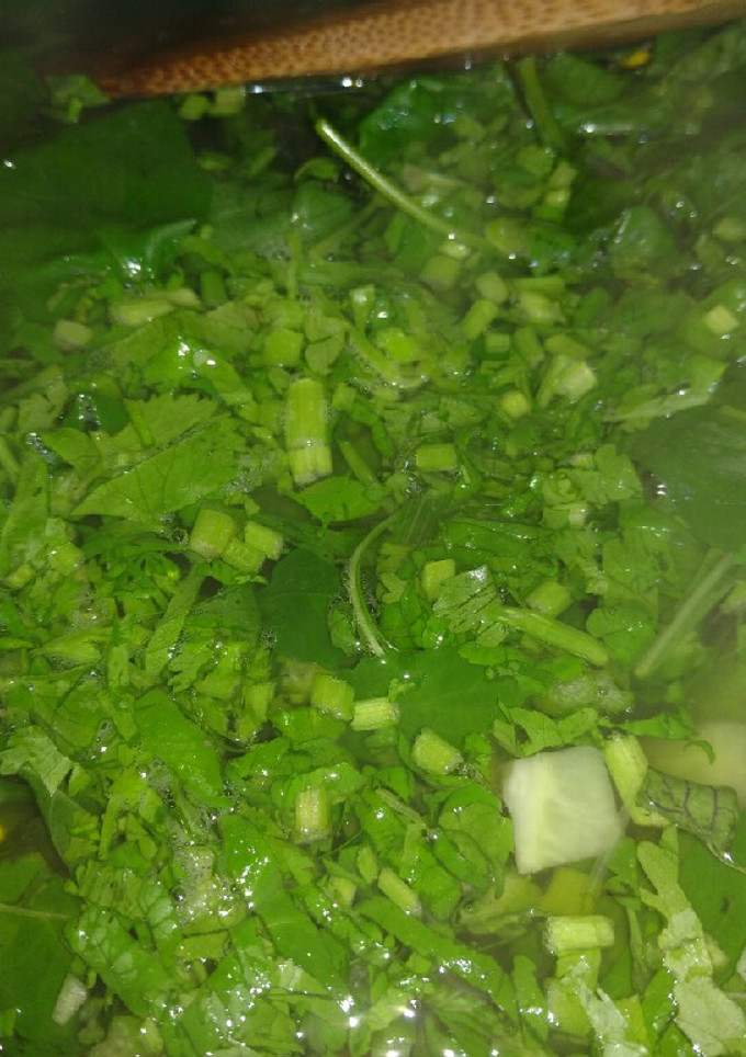 Una foto de Sopa de hierba mora (Macuy) 🍃🌱